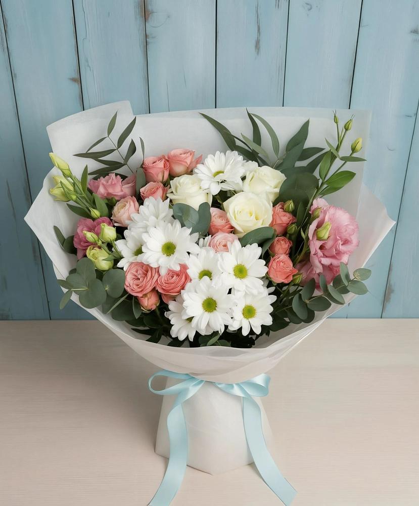 Букет цветов из: Розы, Лизиантусы и Хризантемы в Стрелецкое