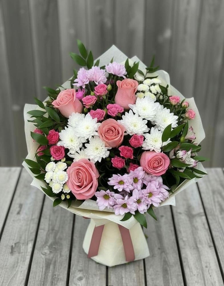 Букет цветов из: Альстромерии, Гвоздики, Розы и Хризантемы в Стрелецкое