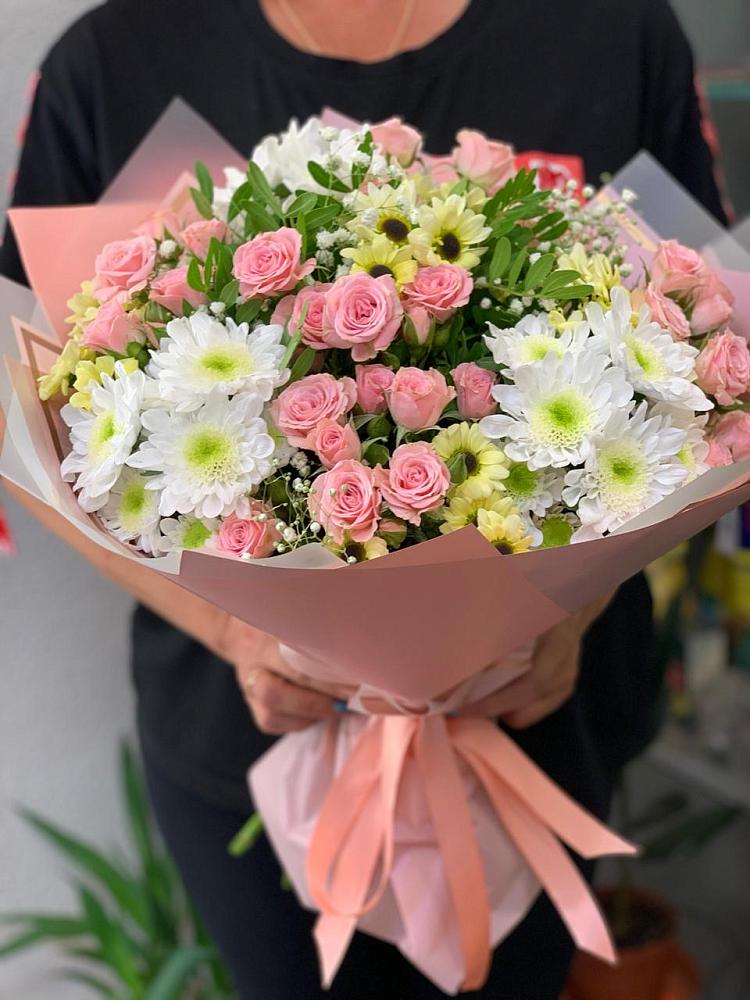 Букет цветов из: Розы и Хризантемы в Стрелецкое