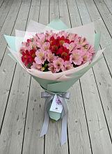 Букет цветов из:  Альстромерии в Стрелецкое