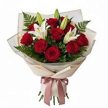 Букет цветов из:  Лилии и Розы в Стрелецкое