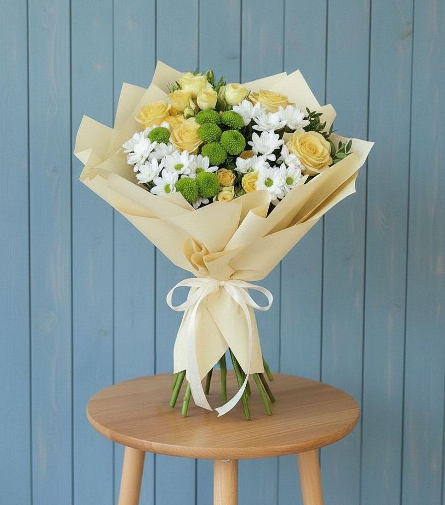 Букет цветов из: Хризантемы и Розы в Стрелецкое