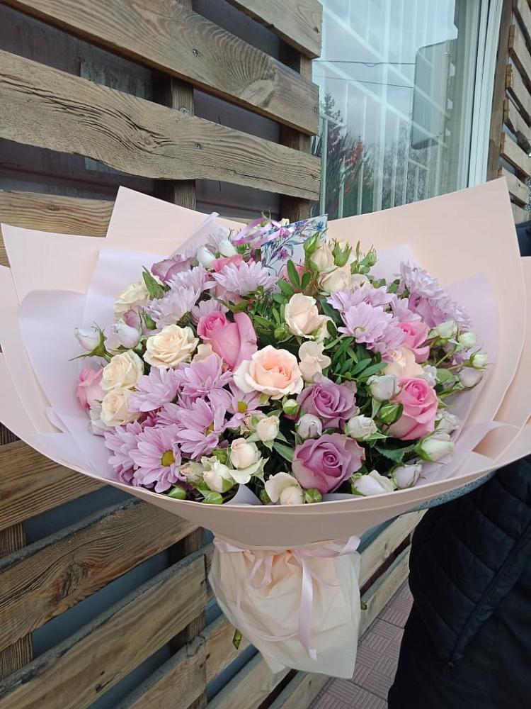 Букет цветов из: Розы и Хризантемы в Стрелецкое