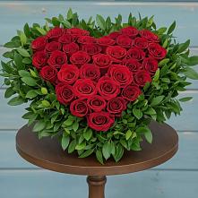 Цветочная композиция из Розы в виде сердца в Стрелецкое