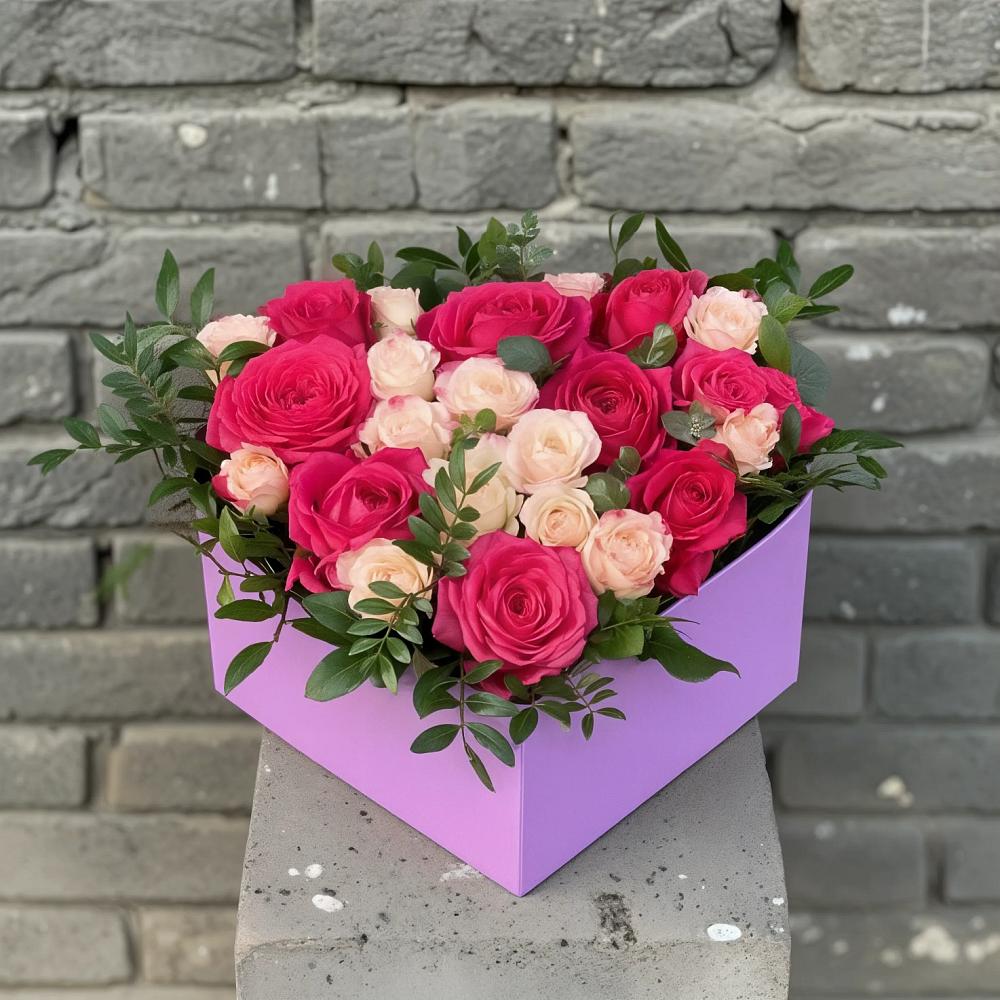 Цветочная композиция из Розы в коробке в Стрелецкое