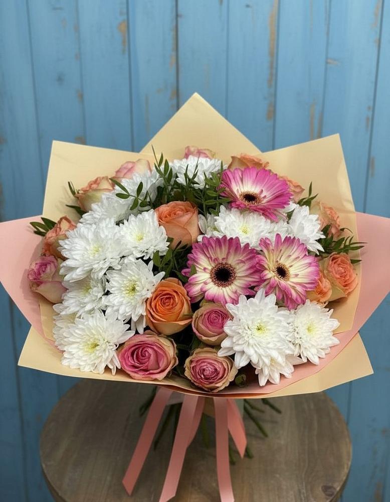 Букет цветов из: Розы, Герберы и Хризантемы в Стрелецкое