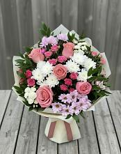 Букет цветов из:  Альстромерии, Гвоздики, Розы и Хризантемы в Стрелецкое