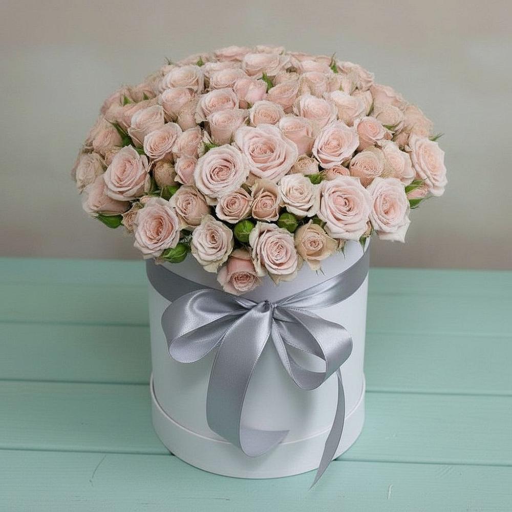 Цветочная композиция из Розы в шляпной коробке в Стрелецкое